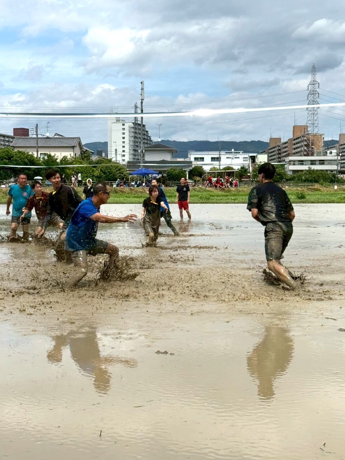 ②泥まみれの本気勝負！_補正.jpg
